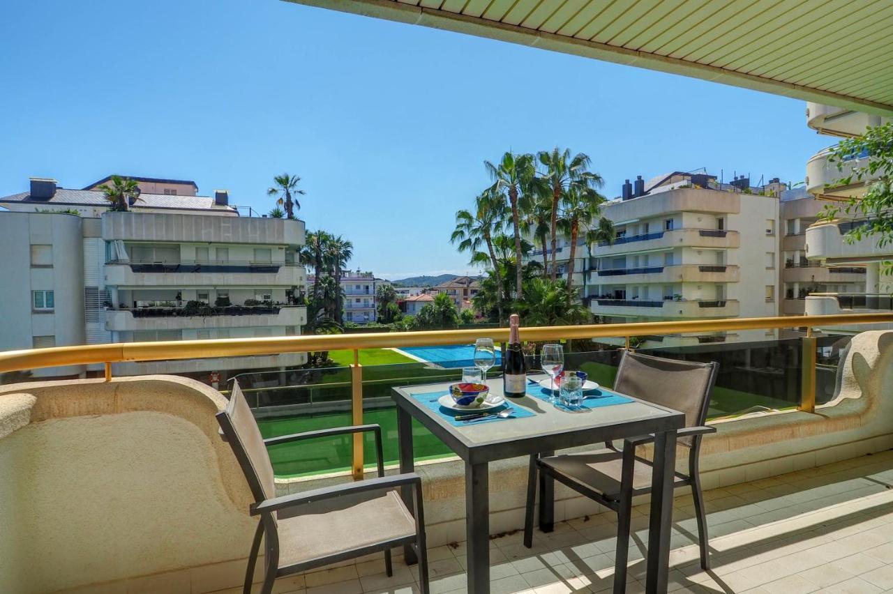 Mediterraneo Seaview Apartment By Hello Homes Sitges Exterior foto